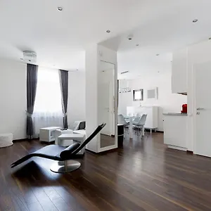 Square 2 Bedrooms - Michaelides Voeroesmarty Square Residences Budapest